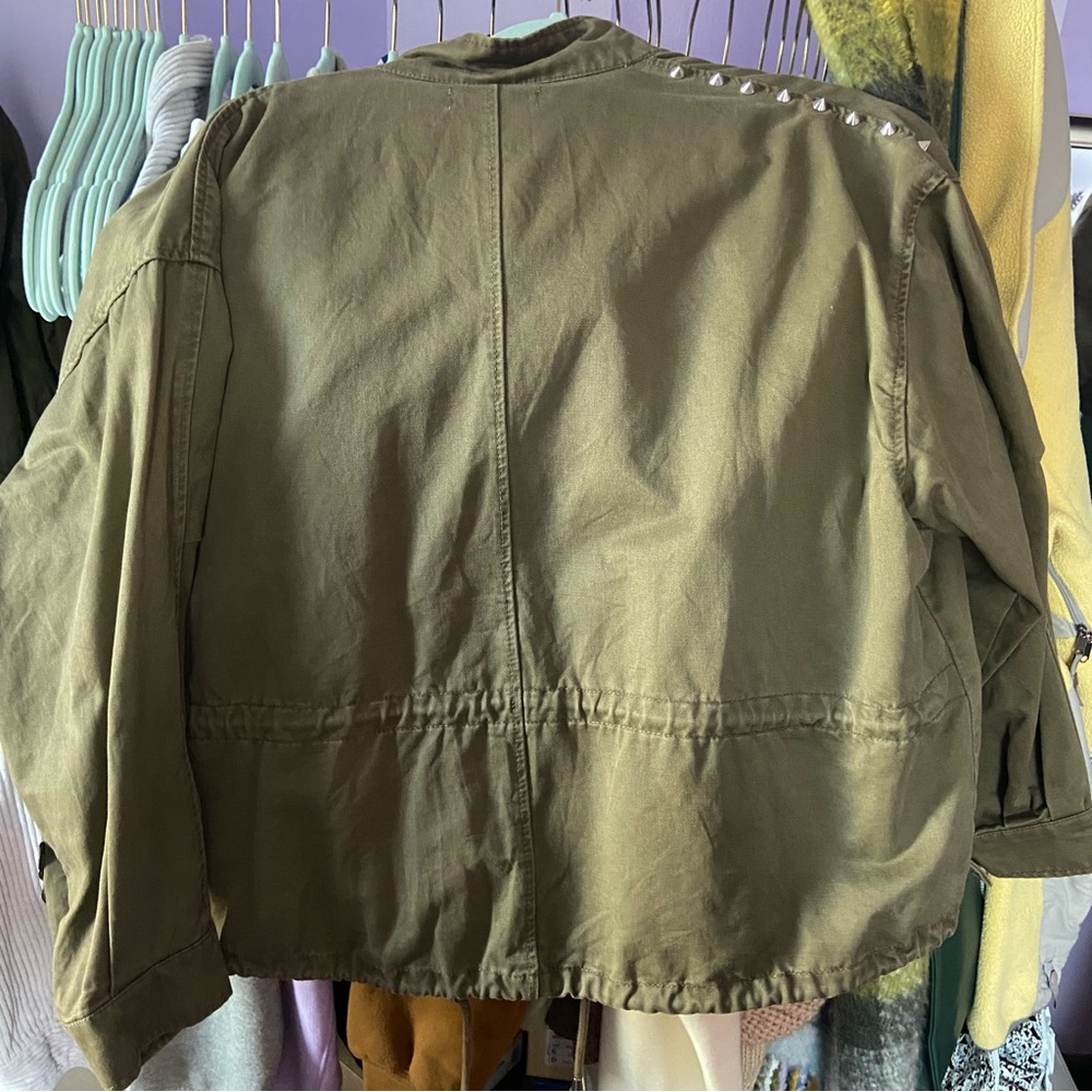 Army Green Parka With Patches And Studs - image 2